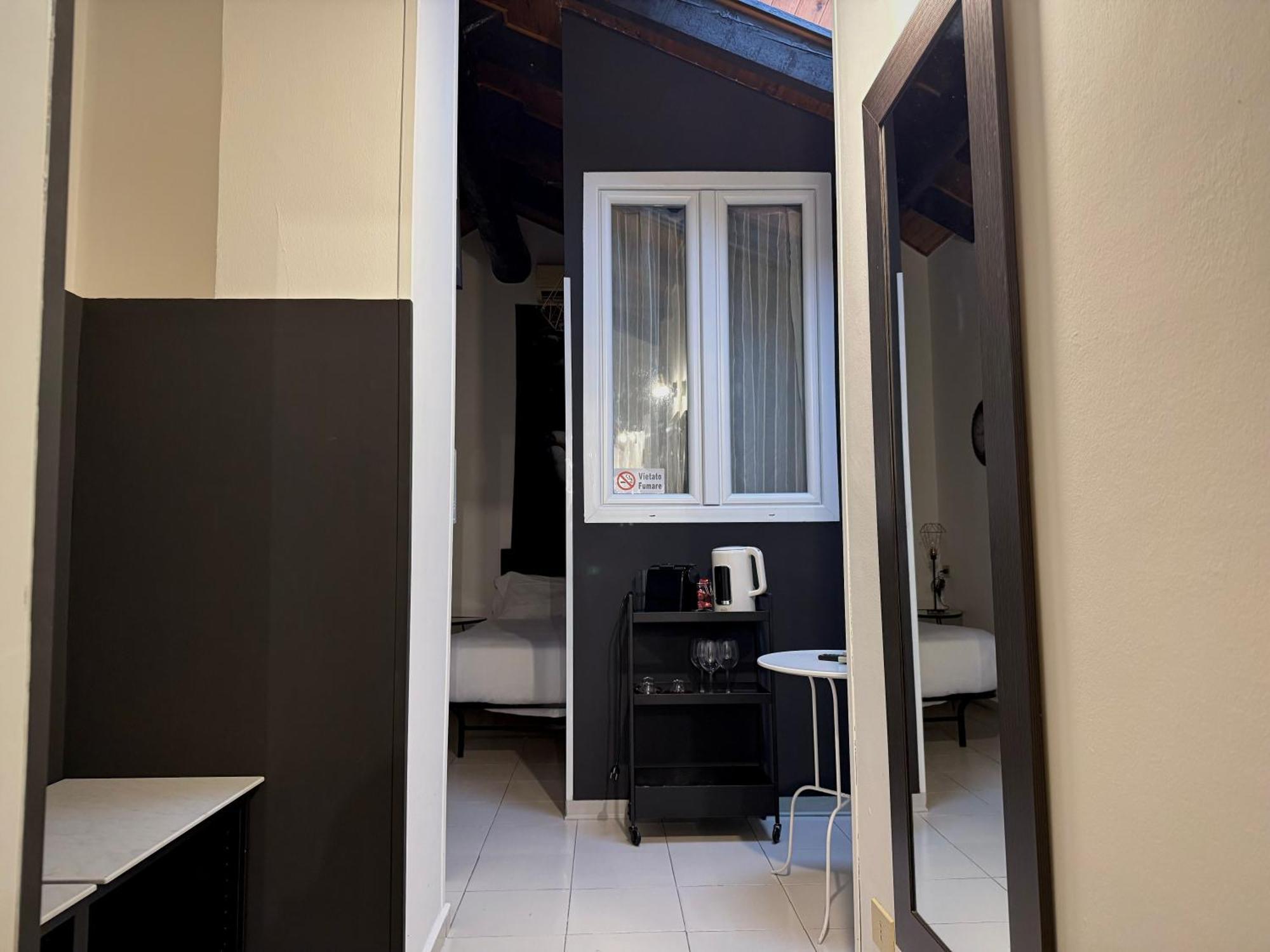 Appartement Hosting Dreams Attics - Duomo à Milan Extérieur photo