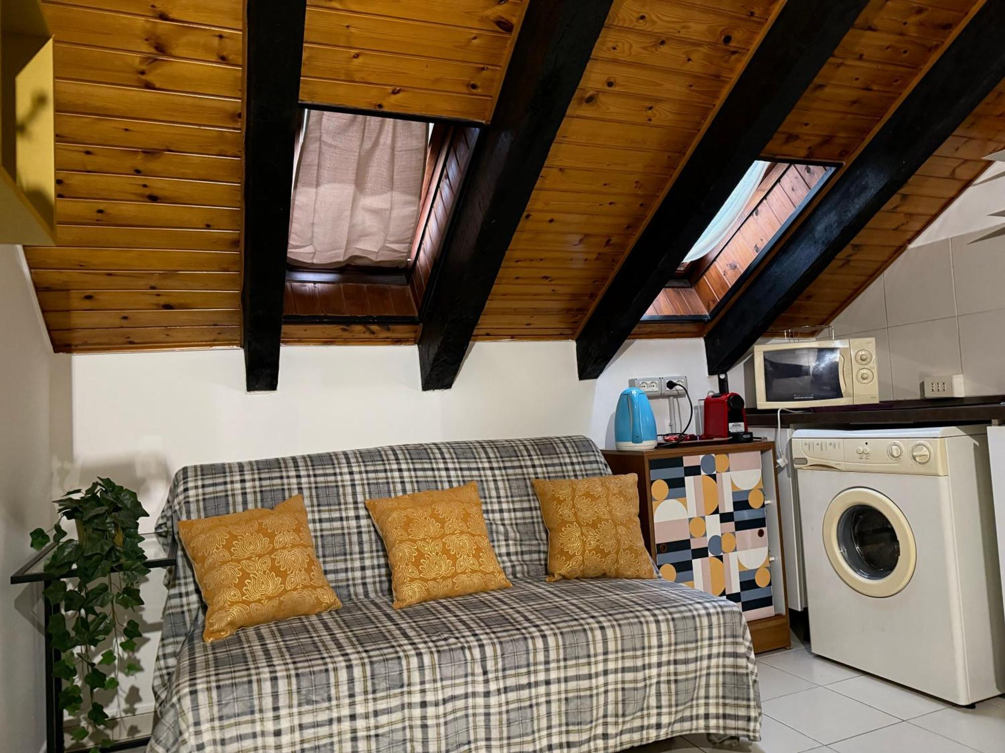 Appartement Hosting Dreams Attics - Duomo à Milan Extérieur photo