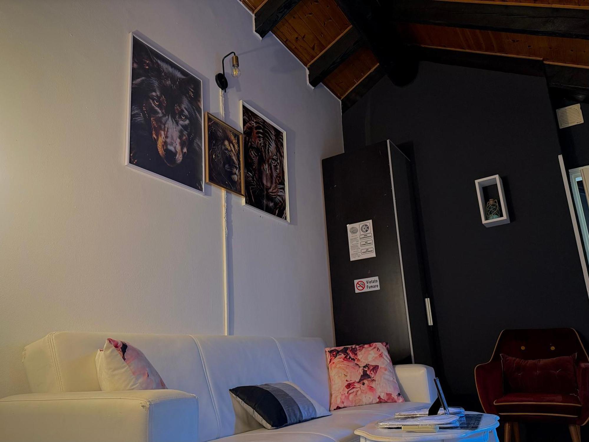 Appartement Hosting Dreams Attics - Duomo à Milan Extérieur photo